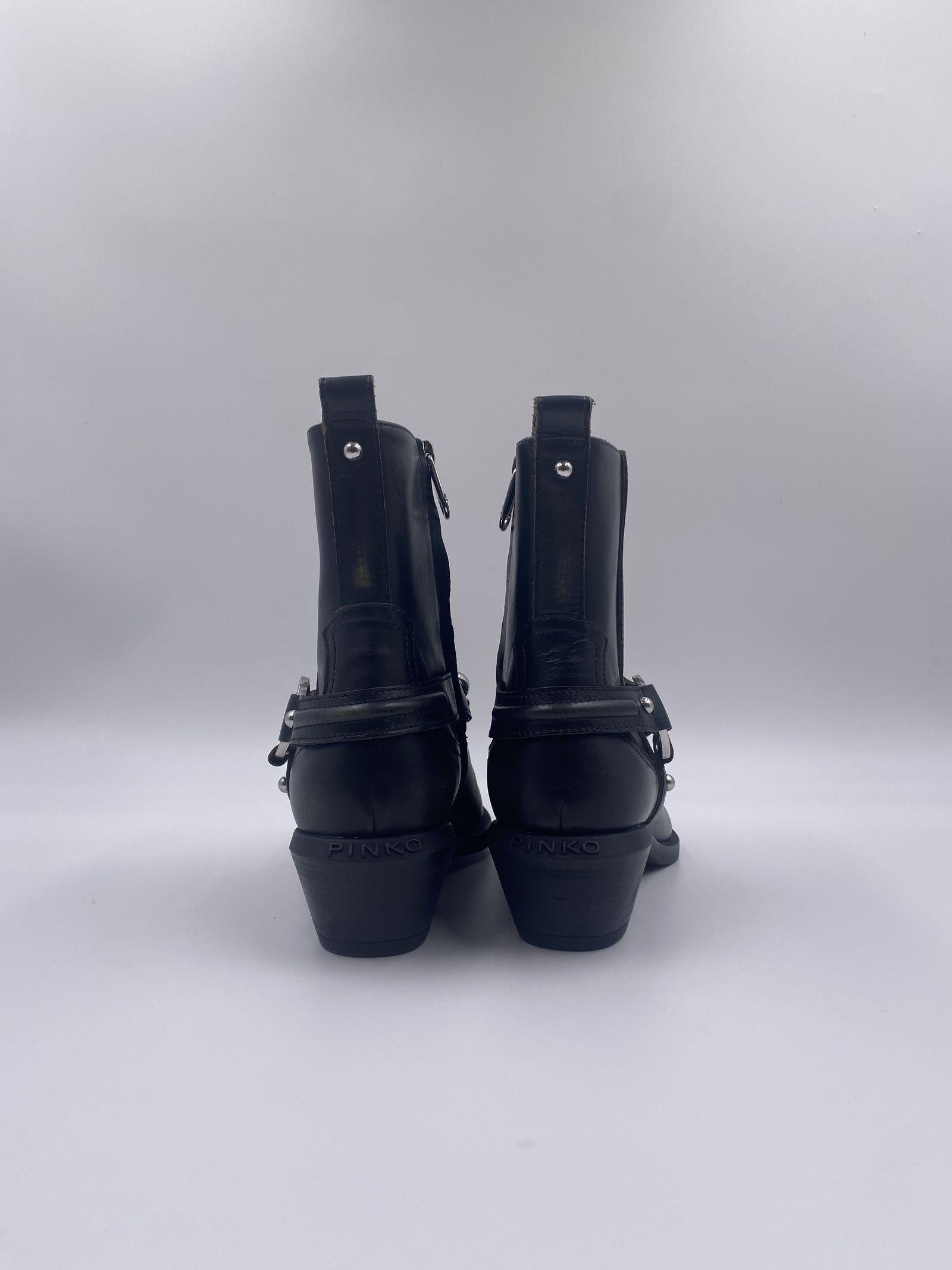 Stivale texano con punta metallica SD0195P056 Z99 PINKO