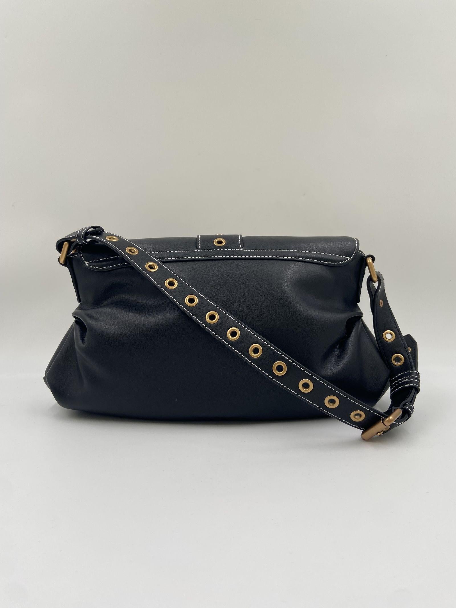 Borsa a spalla Jolene con fibbia a cuore 102801-A1W9 Z99Q PINKO