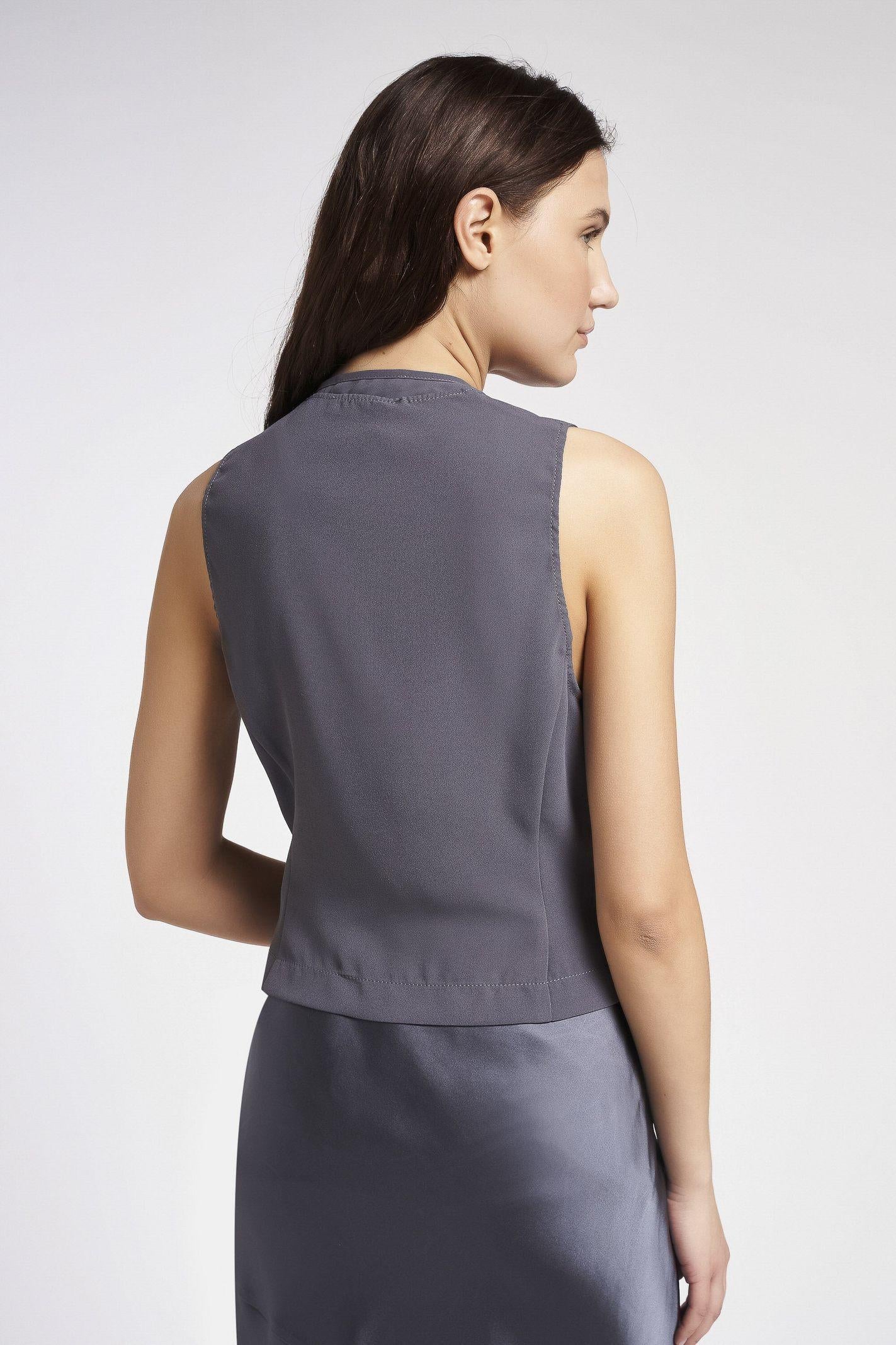 Gilet in crepe satin LOIT07D8 22 CARLA G.
