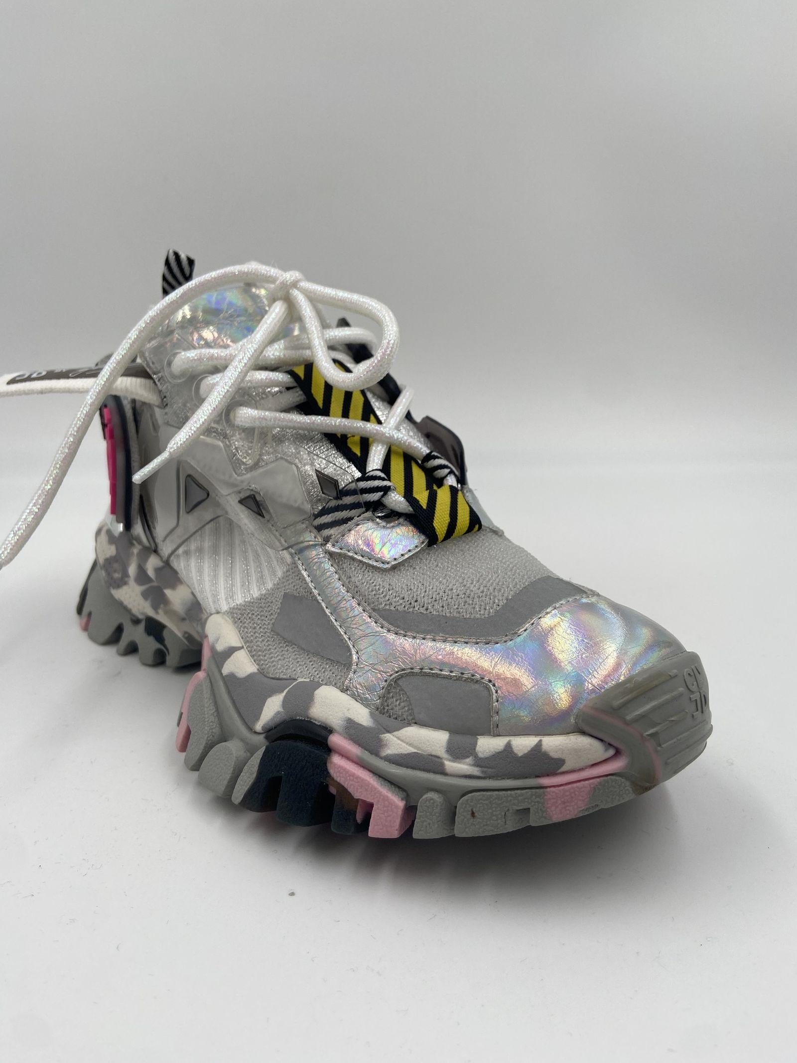 Sneakers grigio rosa e bianco F0331033 BIANCOGRIGIO CLJD