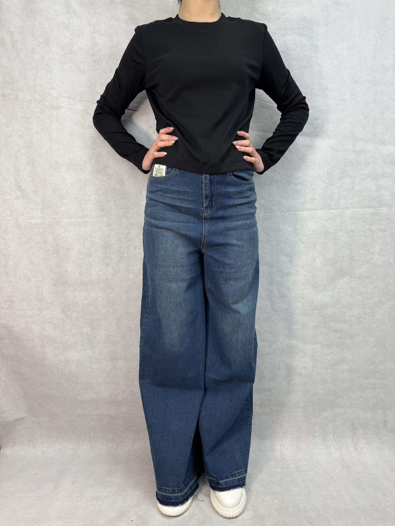 T- shirt regular manica lunga LC240211 NERO OFELIA