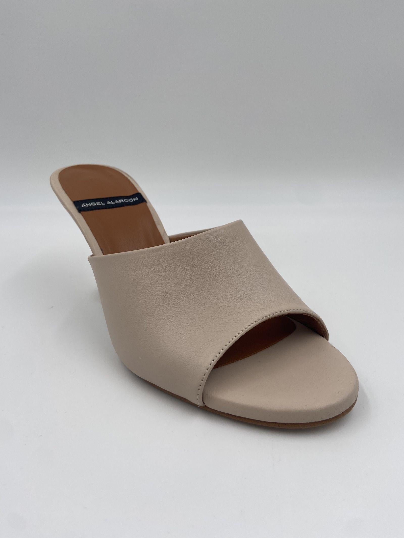 Sabot in pelle 251257502 AVORIO ANGEL ALARCON