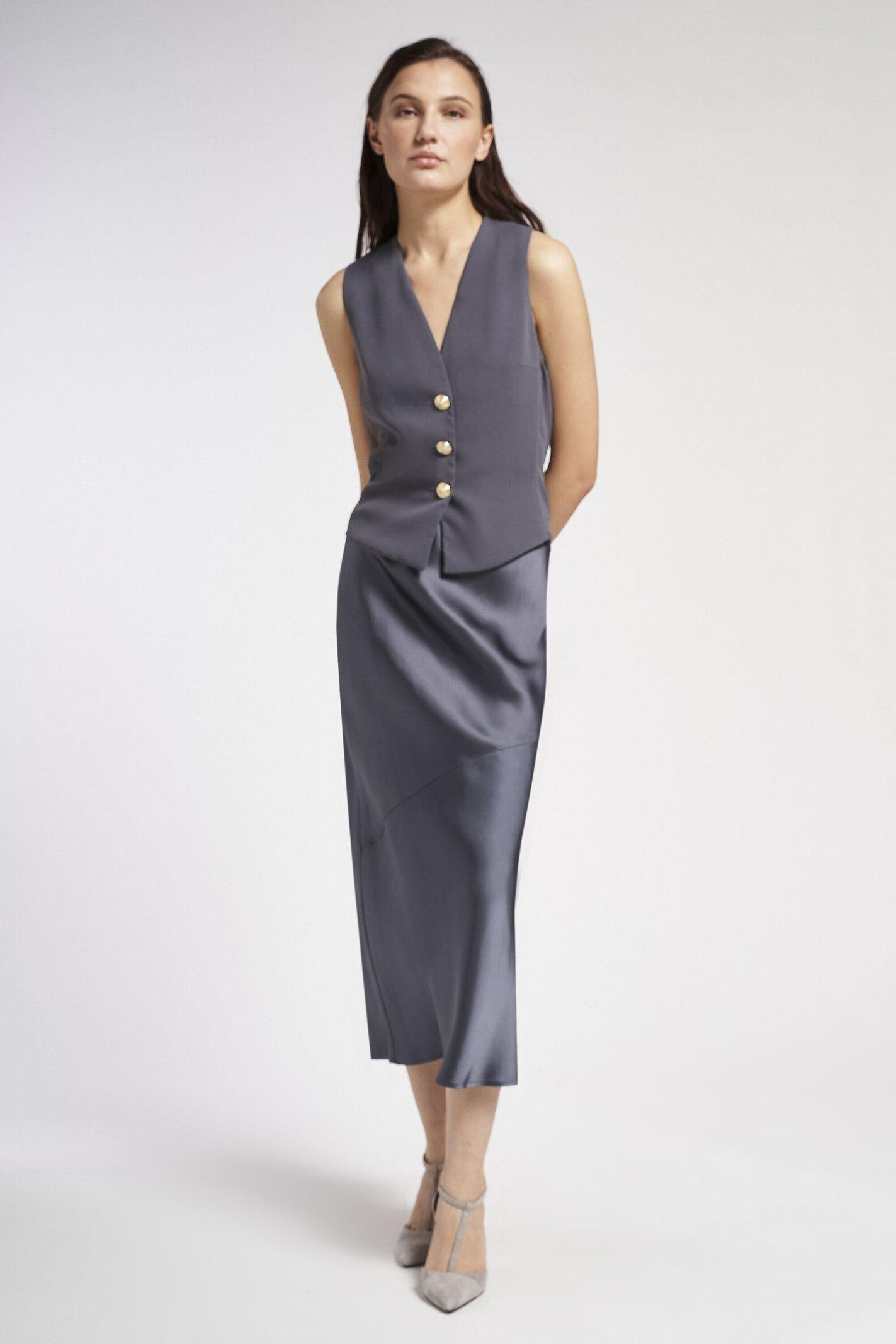 Gilet in crepe satin LOIT07D8 22 CARLA G.