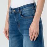 Jeans wide leg con lavaggio medio FP25SV3015D42002 349 FRACOMINA