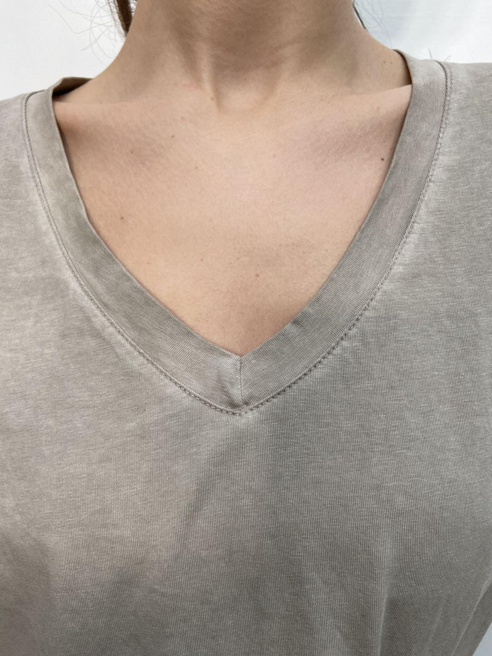 T-shirt scollo a V 2831 CREMA OFELIA