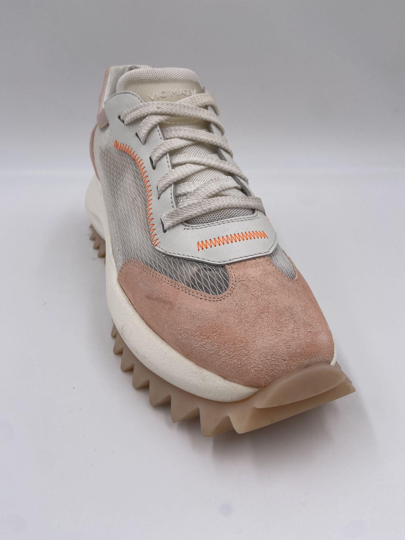 Running allacciata bianca e rosa 1E1452D _D22BNQTH47 VIC MATIE'