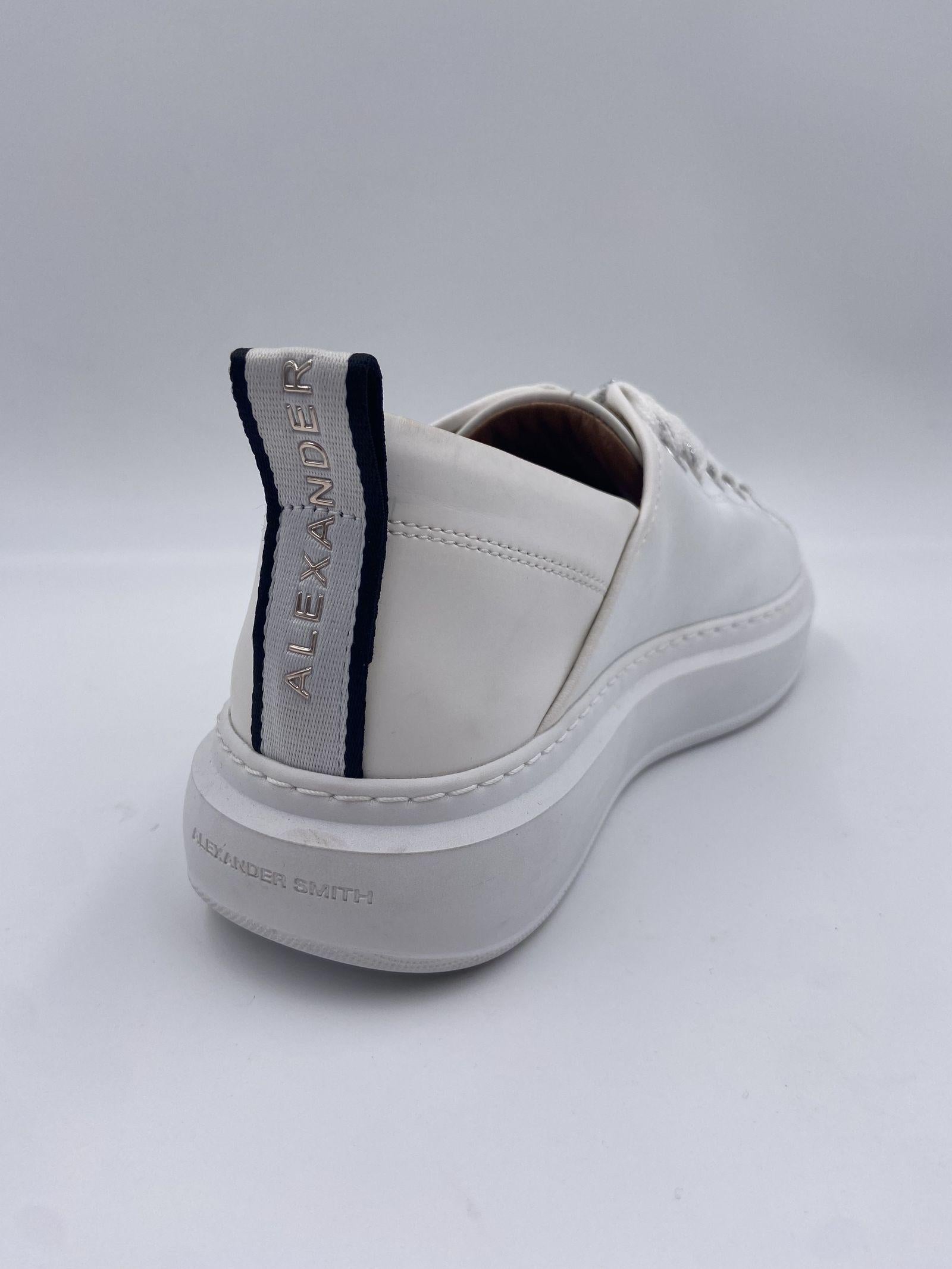 Wembley Woman White Iride Azure ASAZWYW 0591 ALEXANDER SMITH