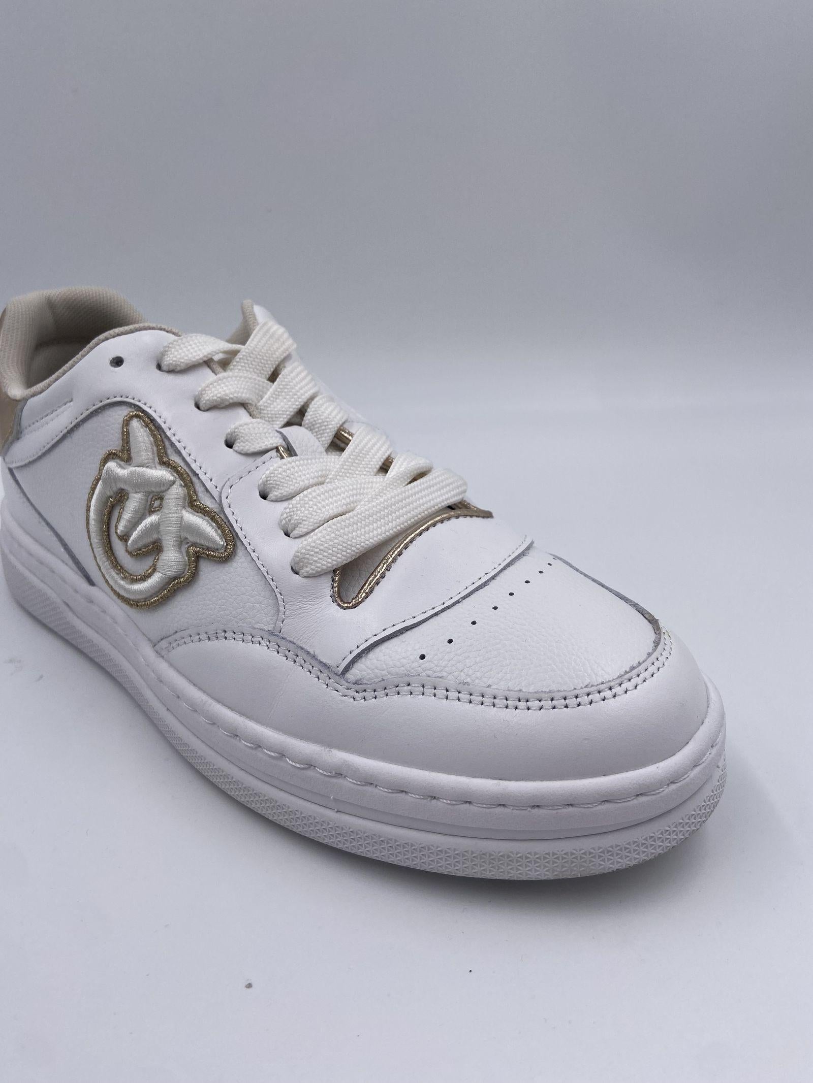 Sneakers tennis in pelle con dettagli metallizzati SS0049P035 ZHC PINKO