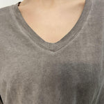 T-shirt scollo a V 2831 TORTORA OFELIA