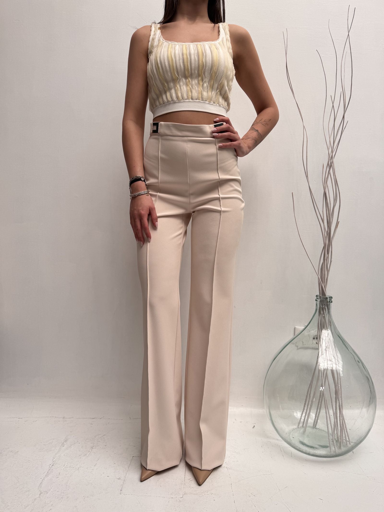 Pantalone con placca oro - Elisabetta Franchi PA00436E2 193 ELISABETTA FRANCHI 