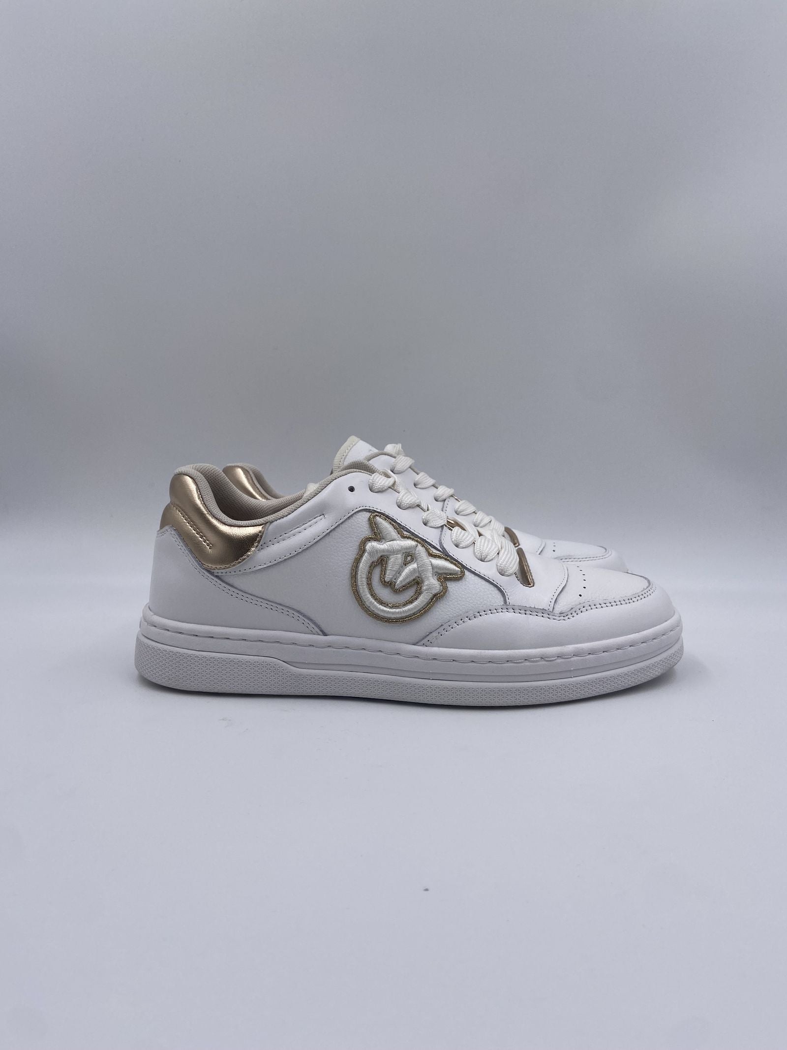 Sneakers tennis in pelle con dettagli metallizzati SS0049P035 ZHC PINKO 