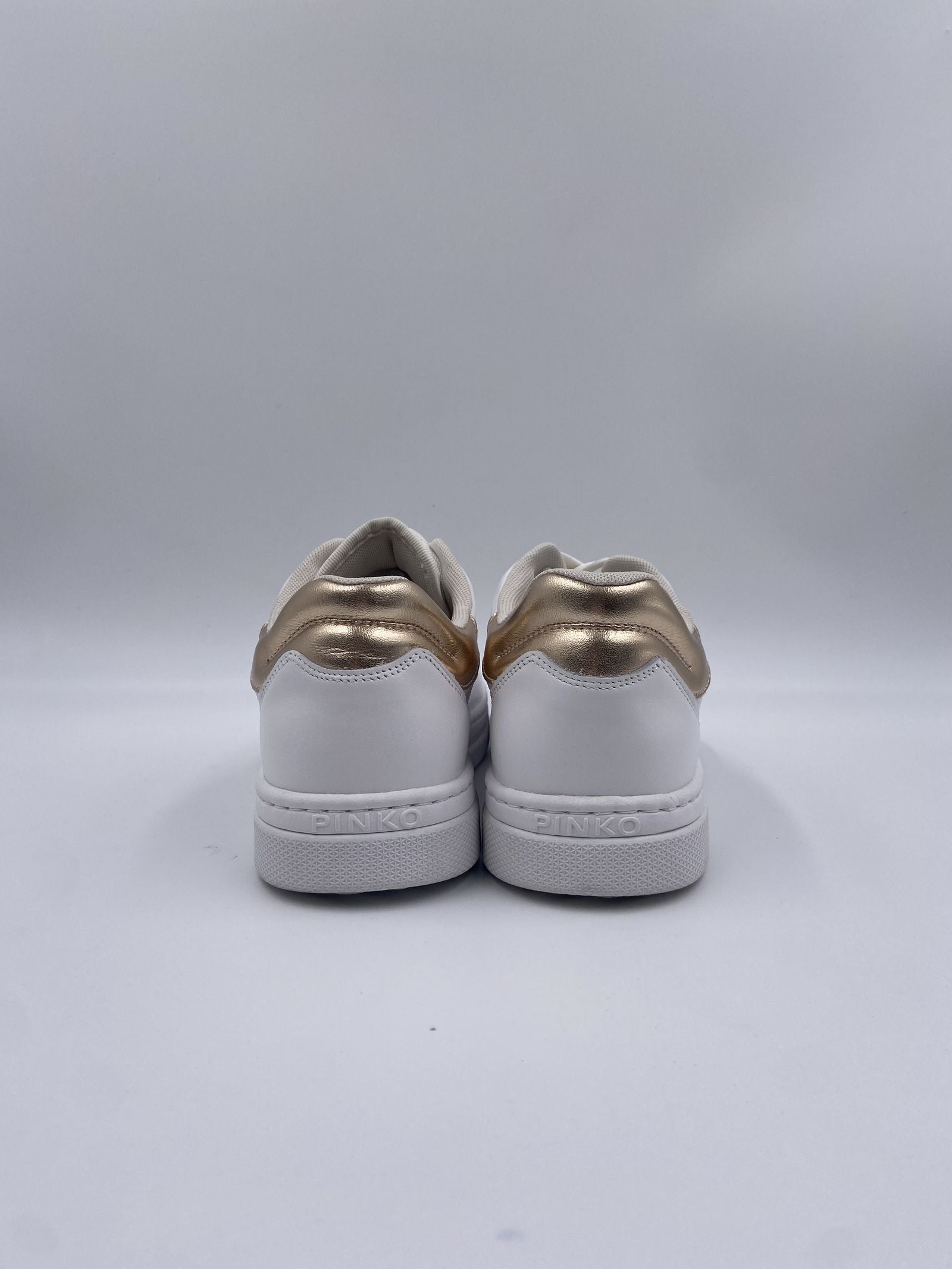 Sneakers tennis in pelle con dettagli metallizzati SS0049P035 ZHC PINKO 