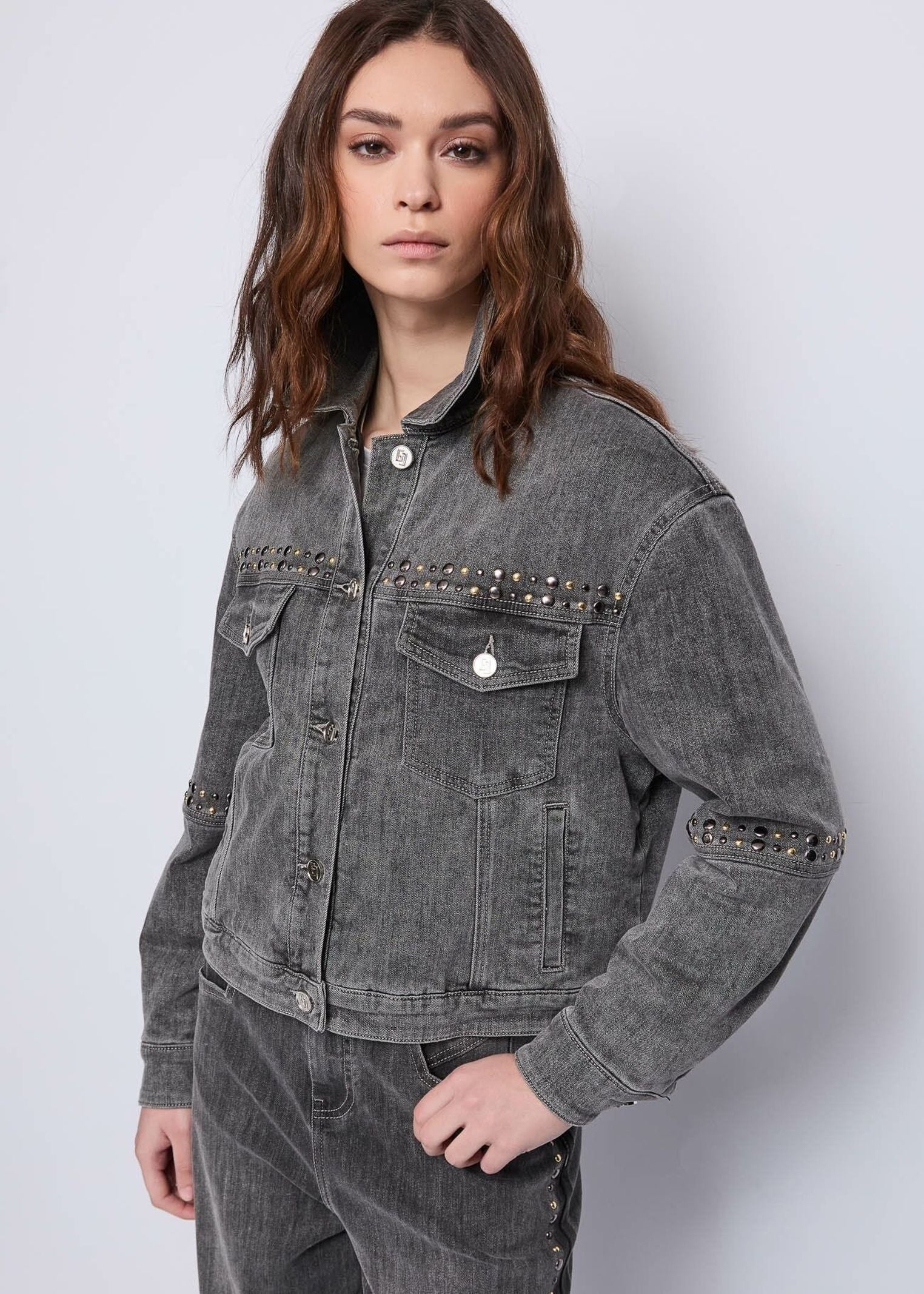 Giubbotto denim con borchie - Gaudi 521BD36003 00 GAUDI' 