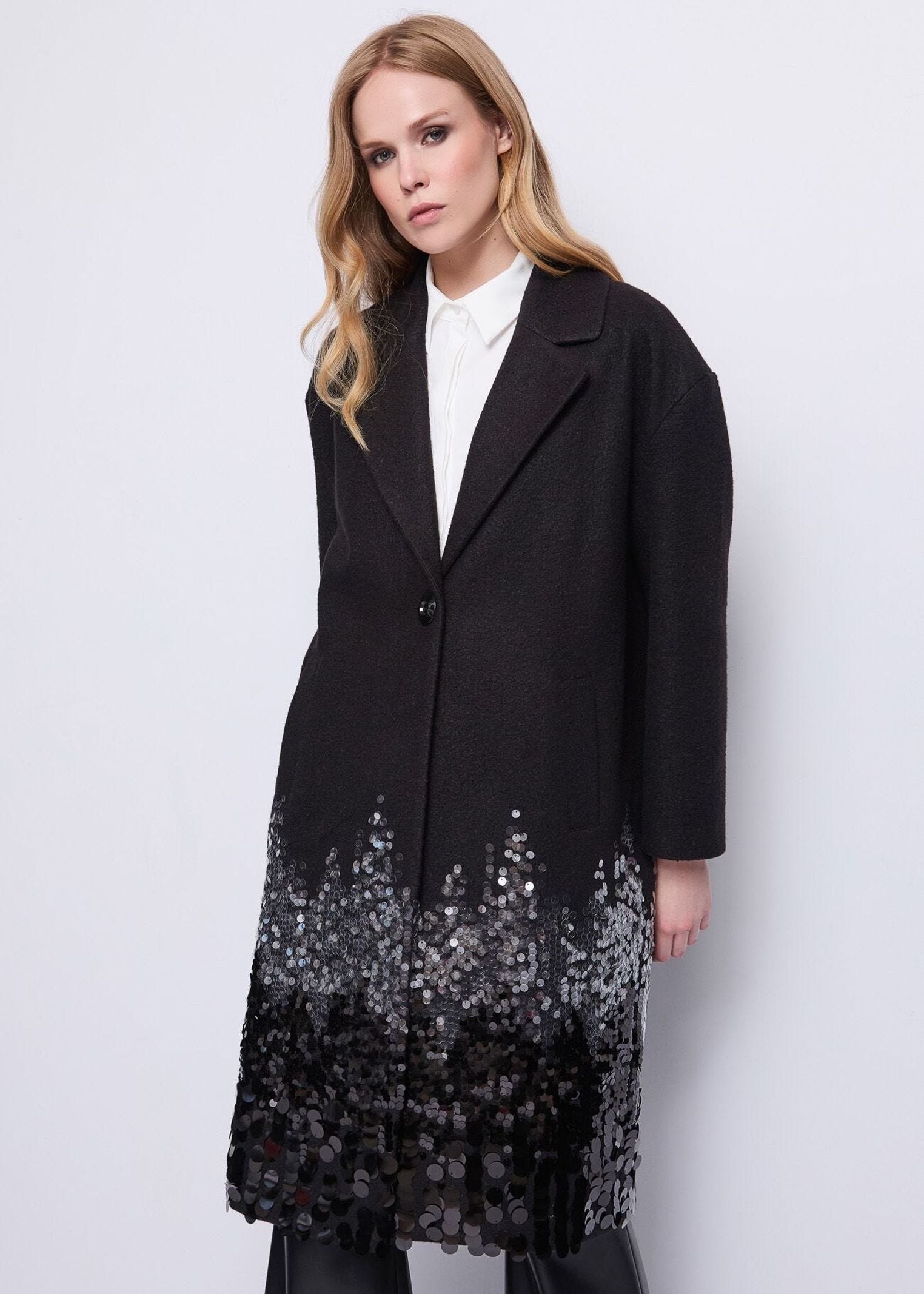 Cappotto con paillettes - Gaudi 521FD35008 2001 GAUDI' 