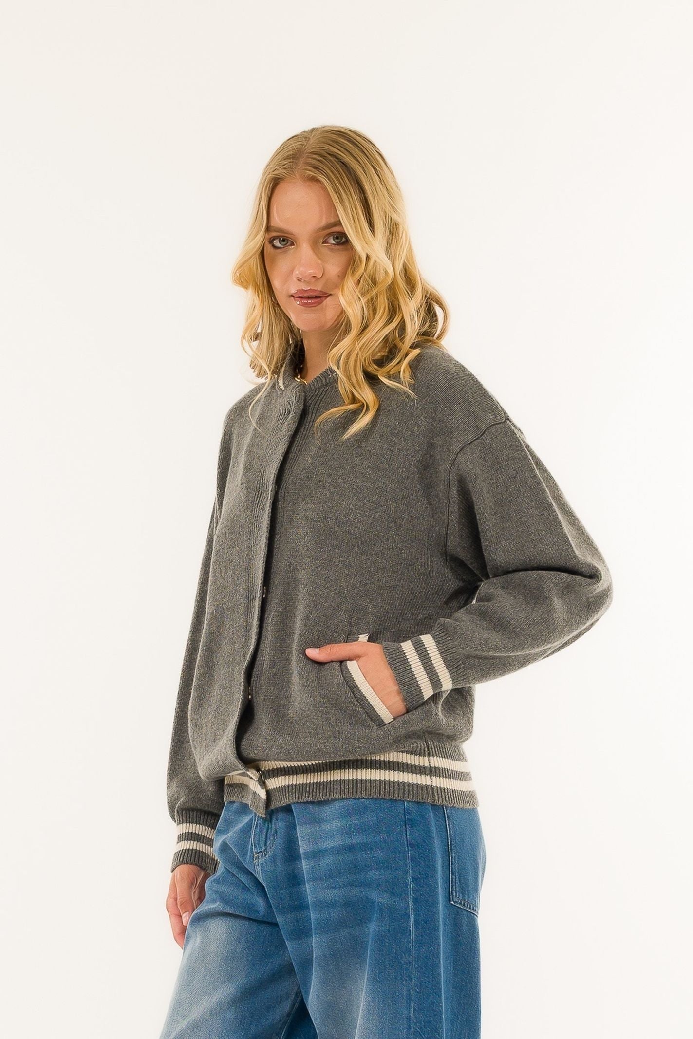 Cardigan con bottoni automatici - Kontatto 3M0960C V443 KONTATTO 