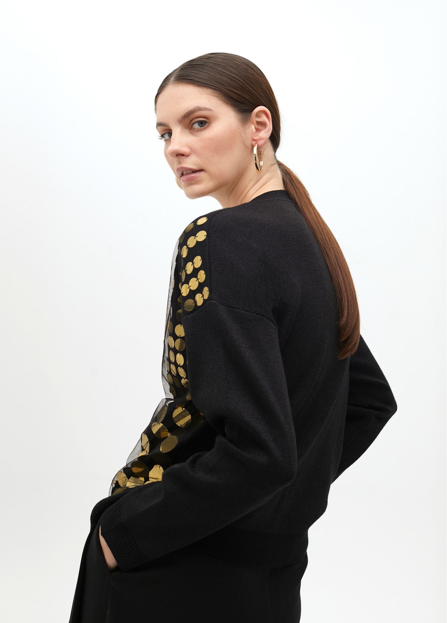 Maglia in rete con paillettes dorate MF2511026 2N5 MAITE 