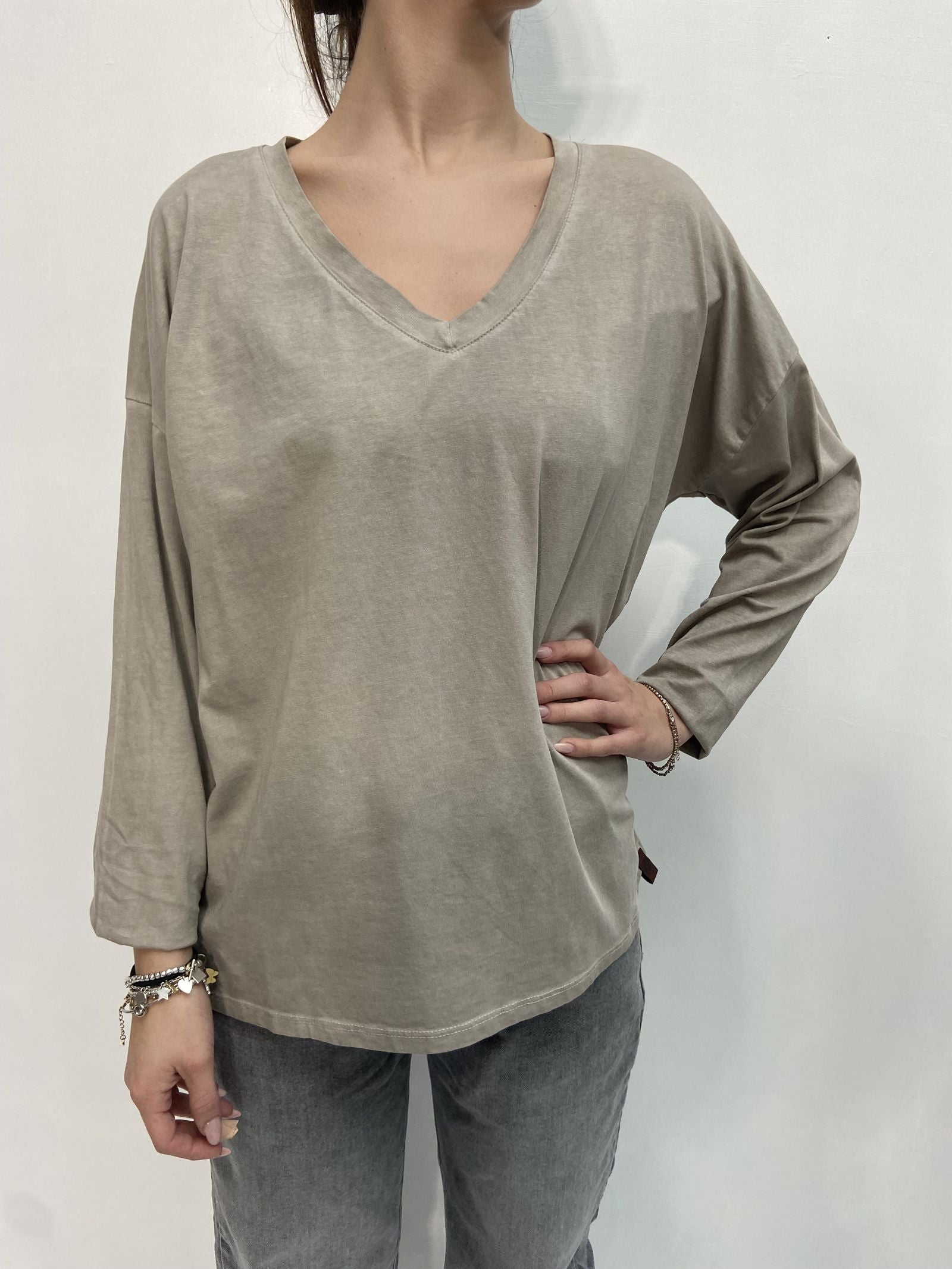 T-shirt scollo a V - Ofelia 2831 CREMA OFELIA 