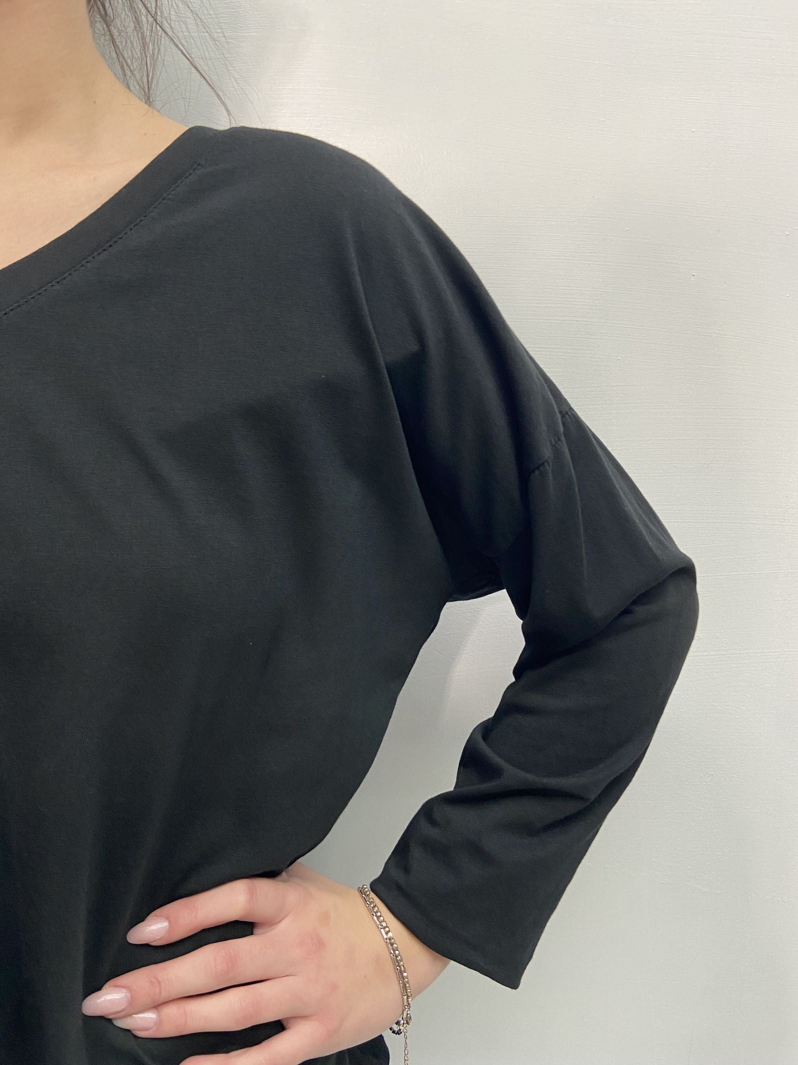 T-shirt scollo a V - Ofelia 2831 NERO OFELIA 