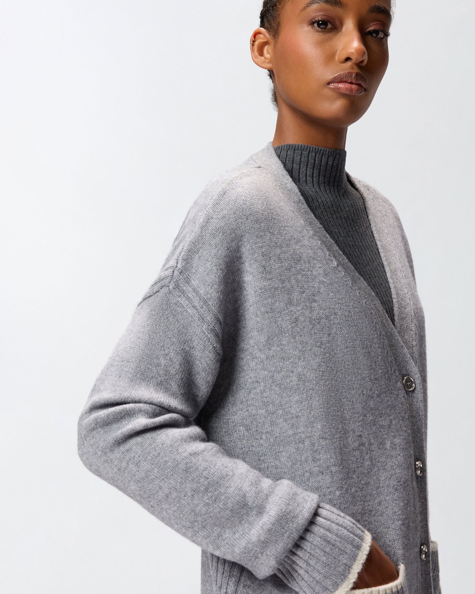 Cardigan scollo a V 105451A2Q9 II2 PINKO 