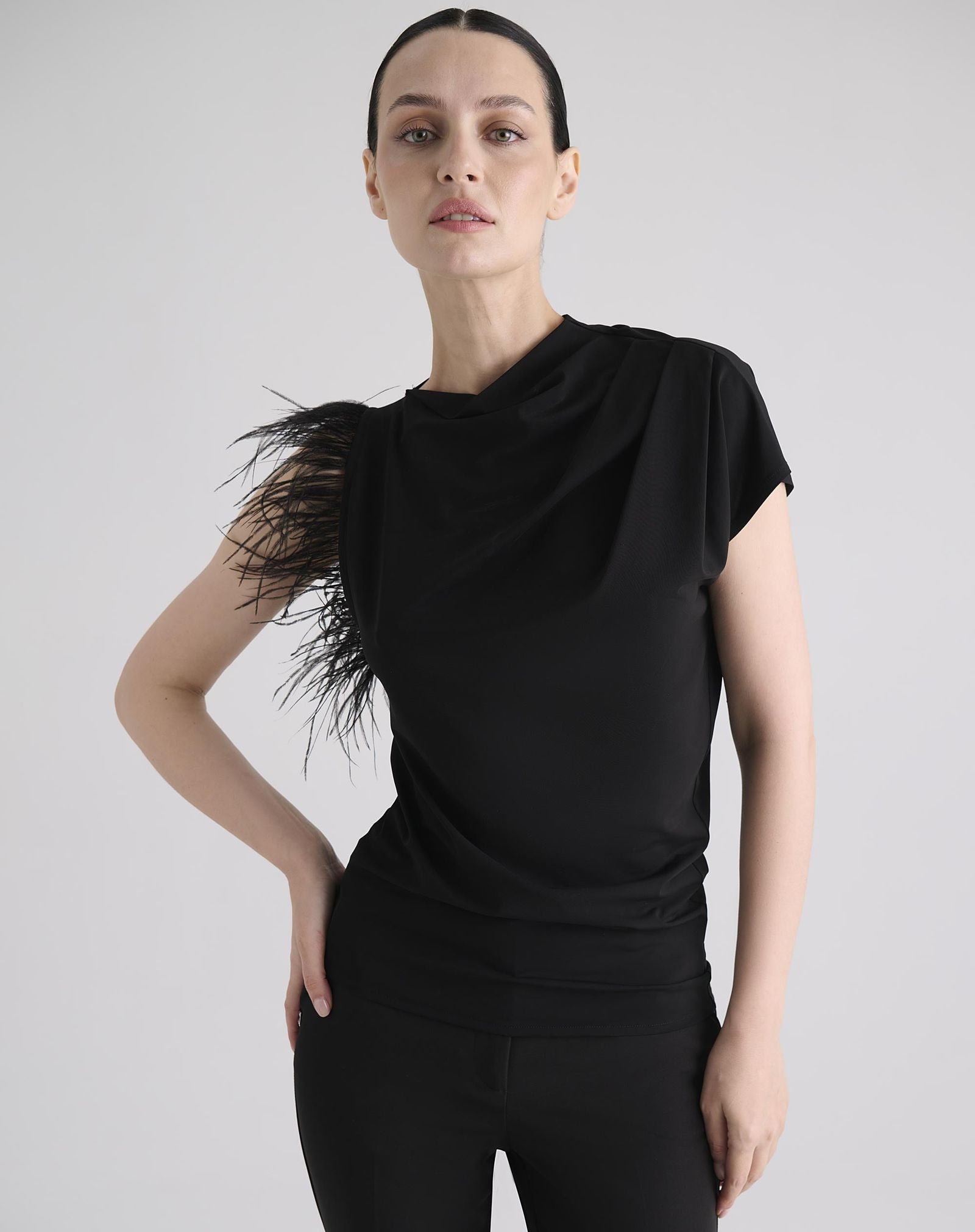 T- shirt con piuma - Manila Grace T200VU ME001 MANILA GRACE 