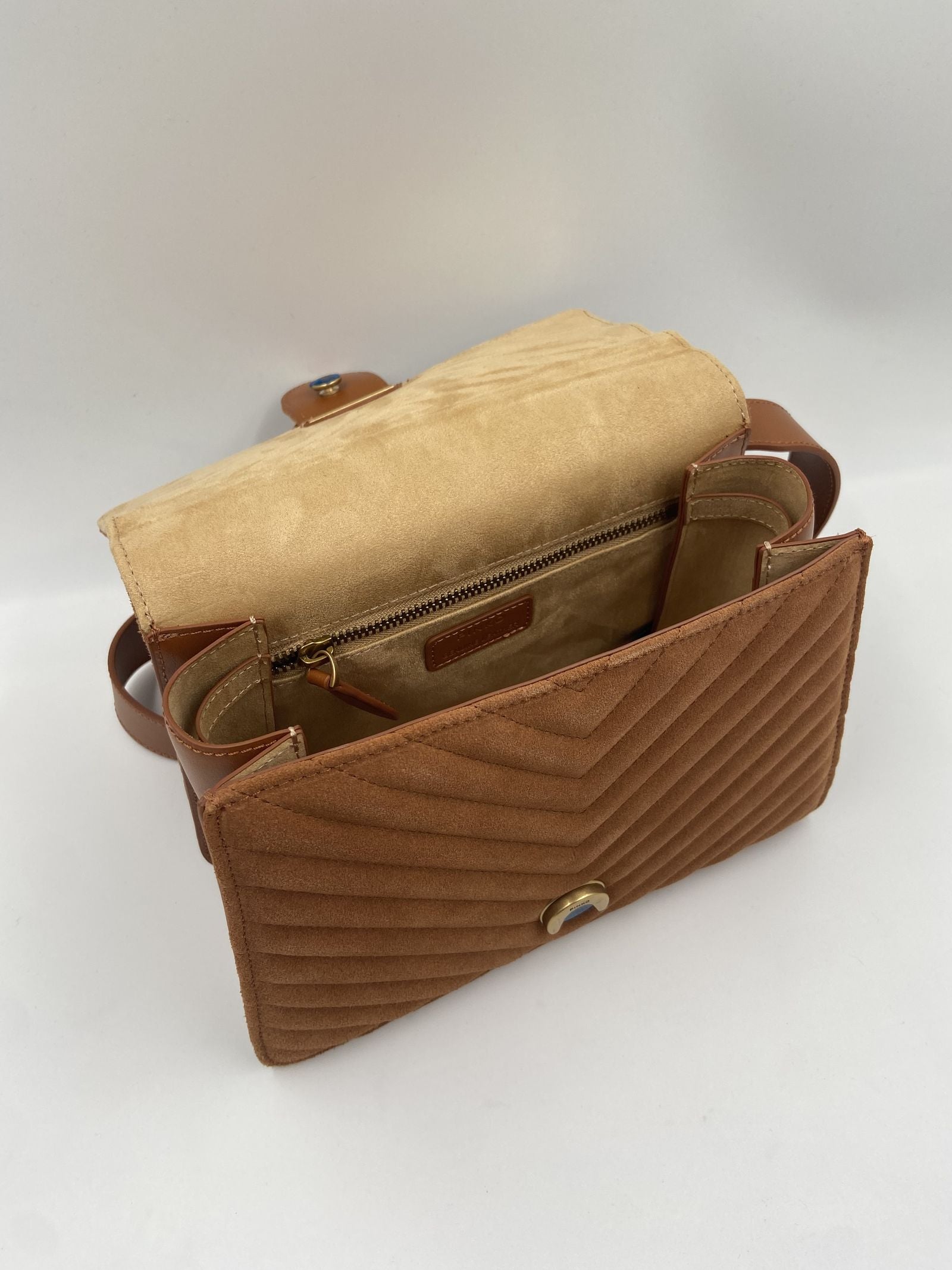 Borsa a tracolla motivo chevron scamosciato 100066-A0F6 L58Q PINKO 