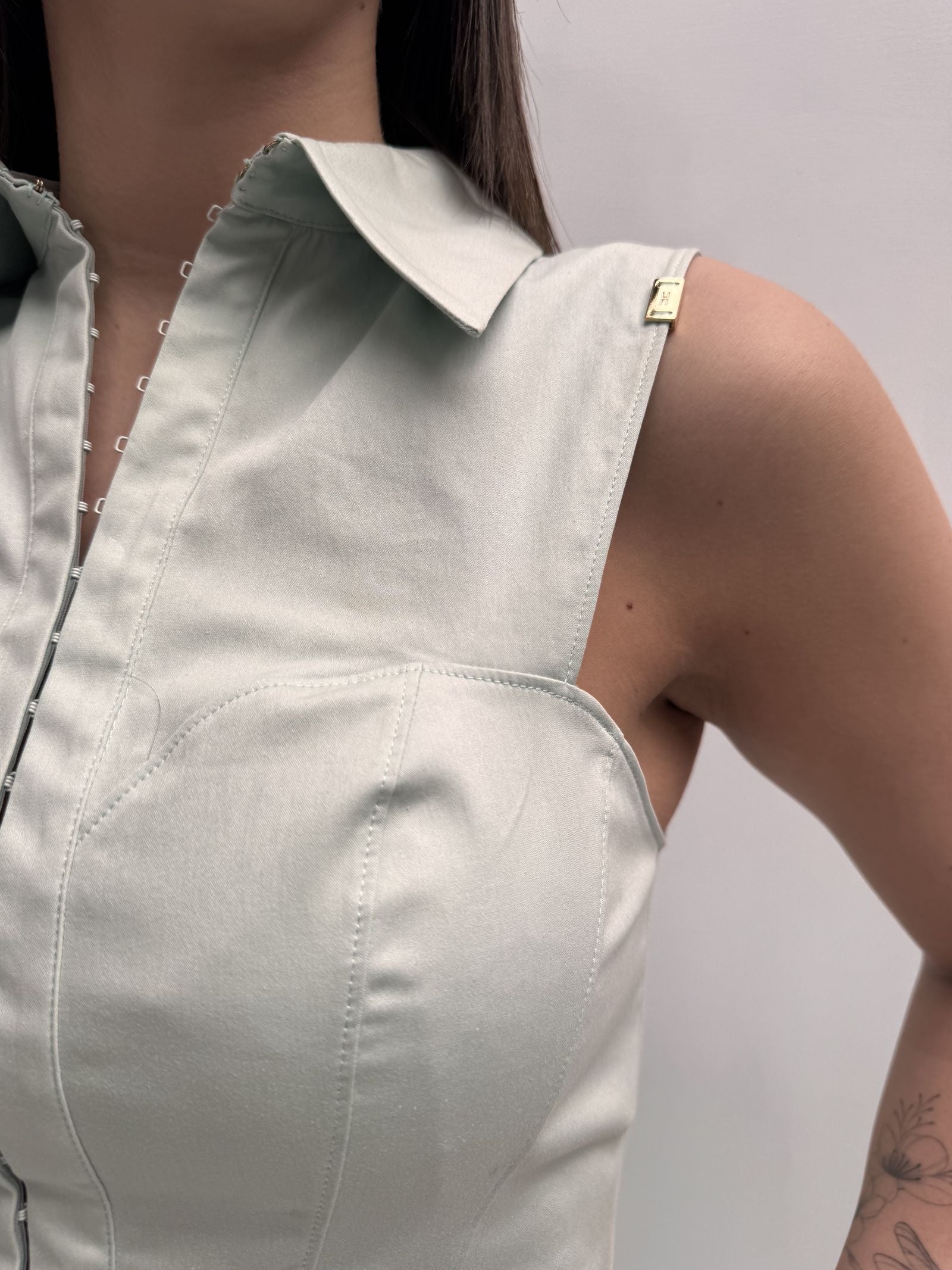 Camicia crop con gancetti - Elisabetta Franchi CA01841E1 BV9 ELISABETTA FRANCHI 