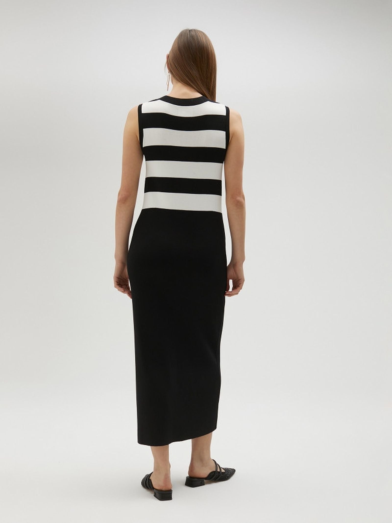 Abito in maglia bicolore - LolaCasademunt LS2516001 1BN LOLA 