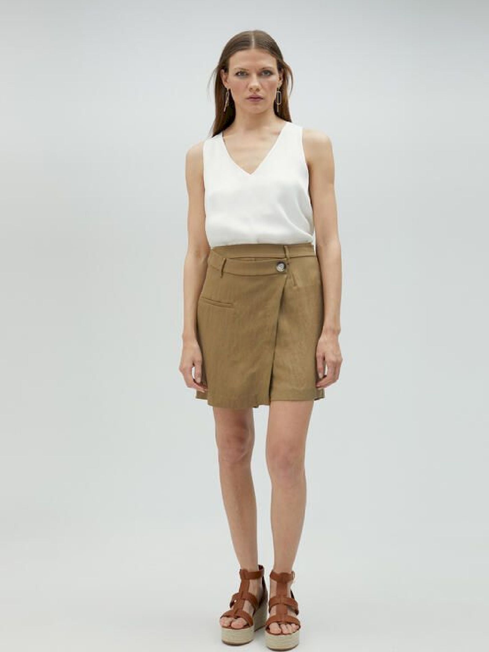 Shorts con chiusura a portafoglio MS2508005 050 MAITE 