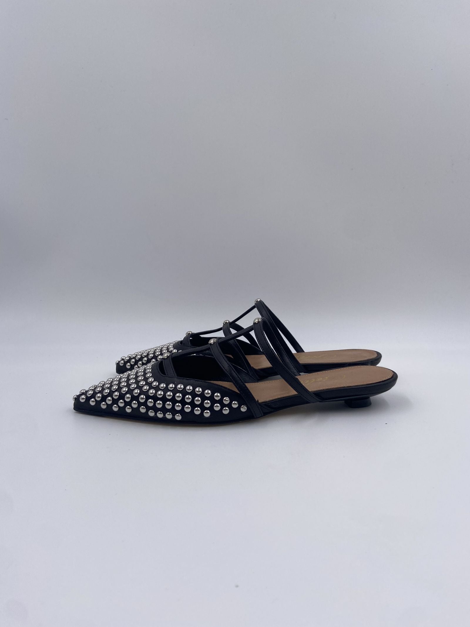 Scarpa bassa aperta con borchie - Ofelia 2569 NERO OFELIA 