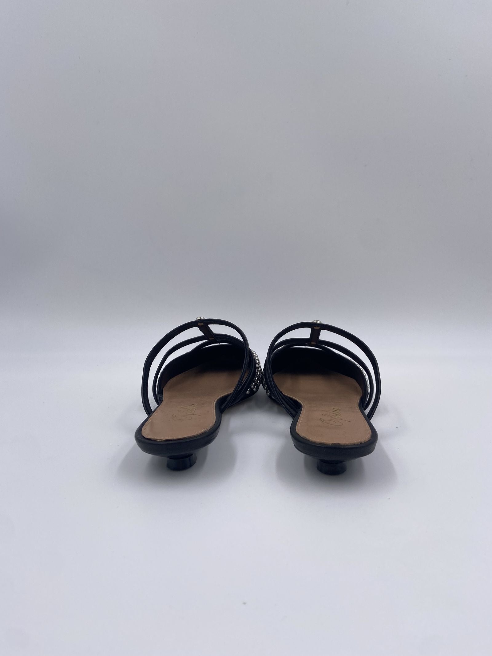 Scarpa bassa aperta con borchie - Ofelia 2569 NERO OFELIA 