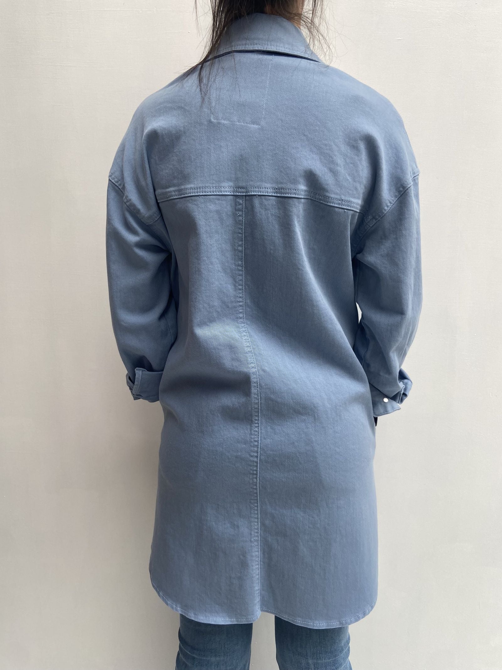 Camicia in denim con patch 525106BIS AZZURRO OFELIA 