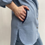 Camicia in denim con patch 525106BIS AZZURRO OFELIA 