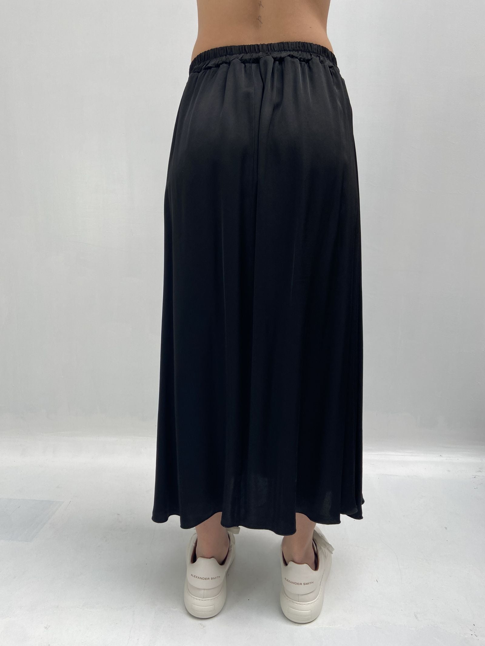 Gonna lunga satinata con elastico in vita 8078 NERO OFELIA 
