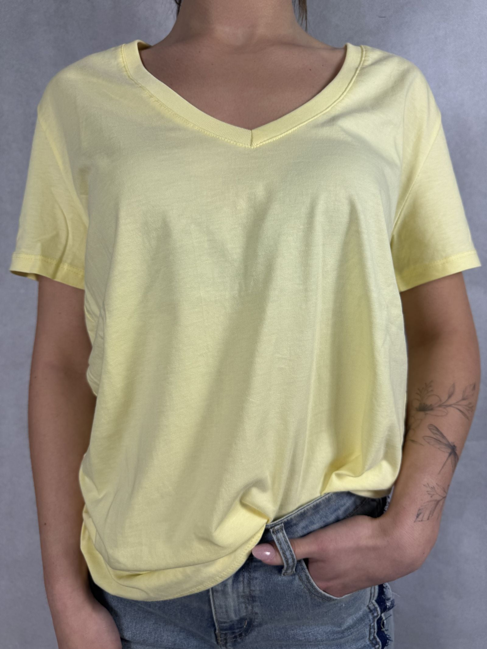 T-shirt basica scollo a V L5560 GIALLO OFELIA 