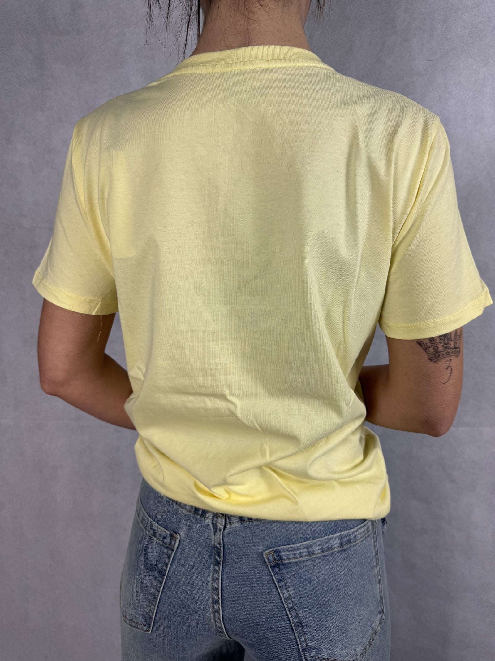 T-shirt basica scollo a V L5560 GIALLO OFELIA 