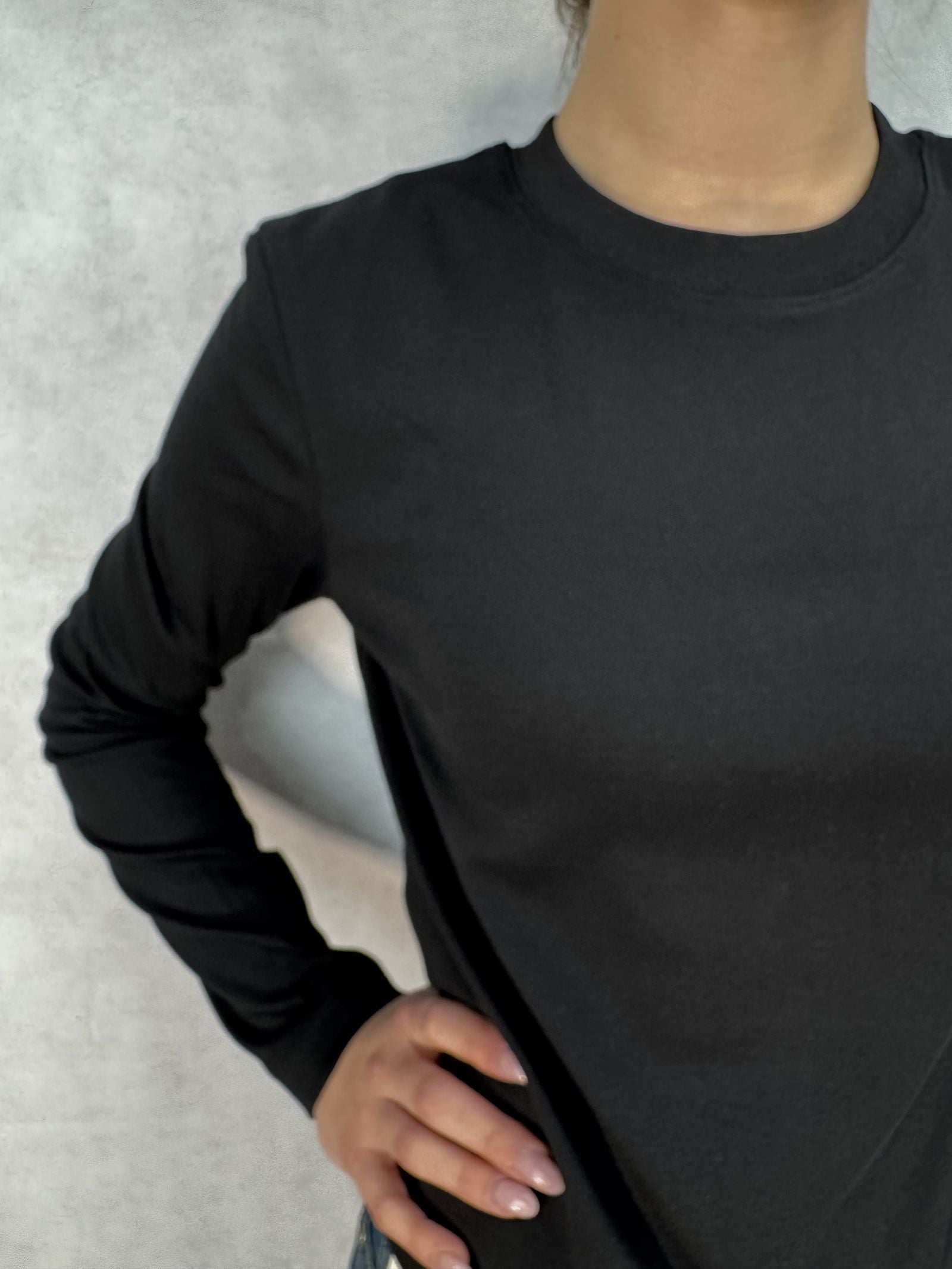 T- shirt regular manica lunga LC240211 NERO OFELIA 