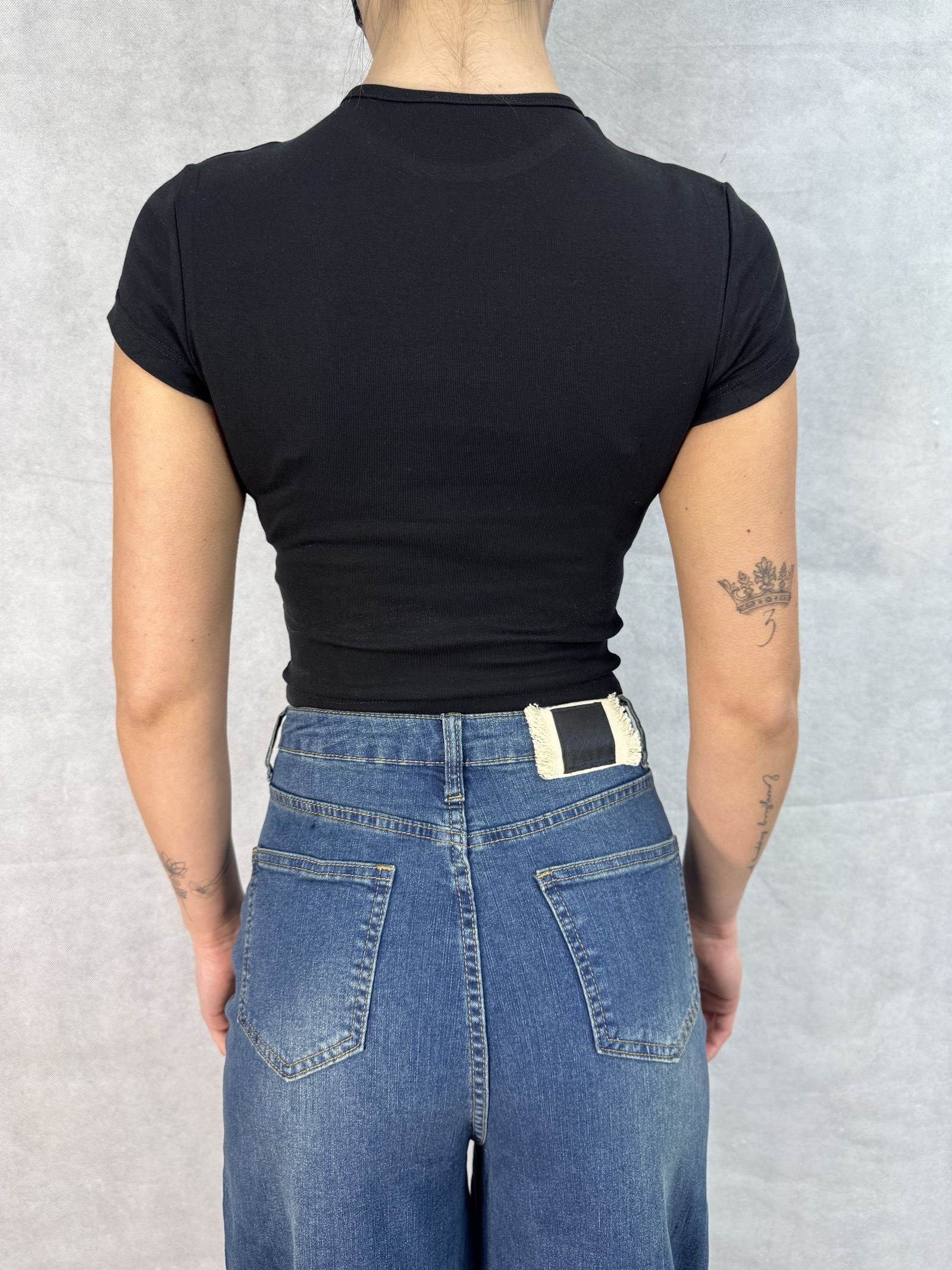 T- shirt girocollo maniche corte LC240321 NERO OFELIA 