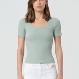 T-shirt slim girocollo