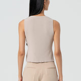 Gilet aderente in maglia