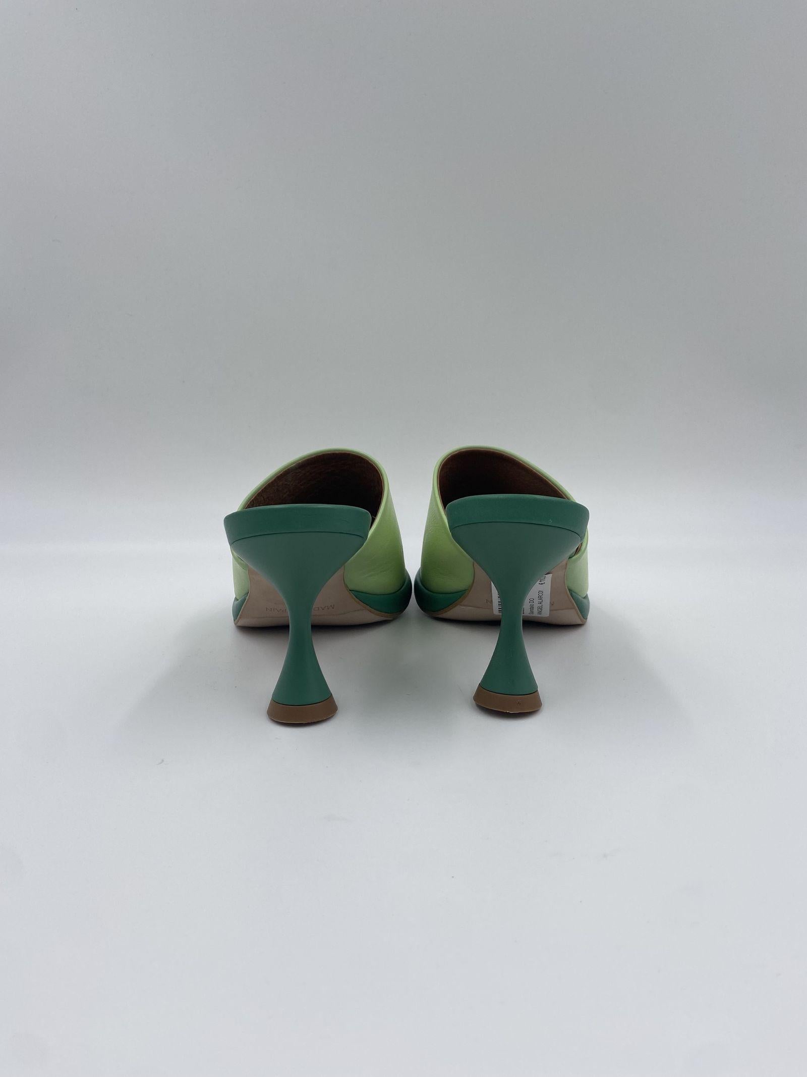 Sandalo tacco rocchetto 23057-467A VERDE ANGEL ALARCON 