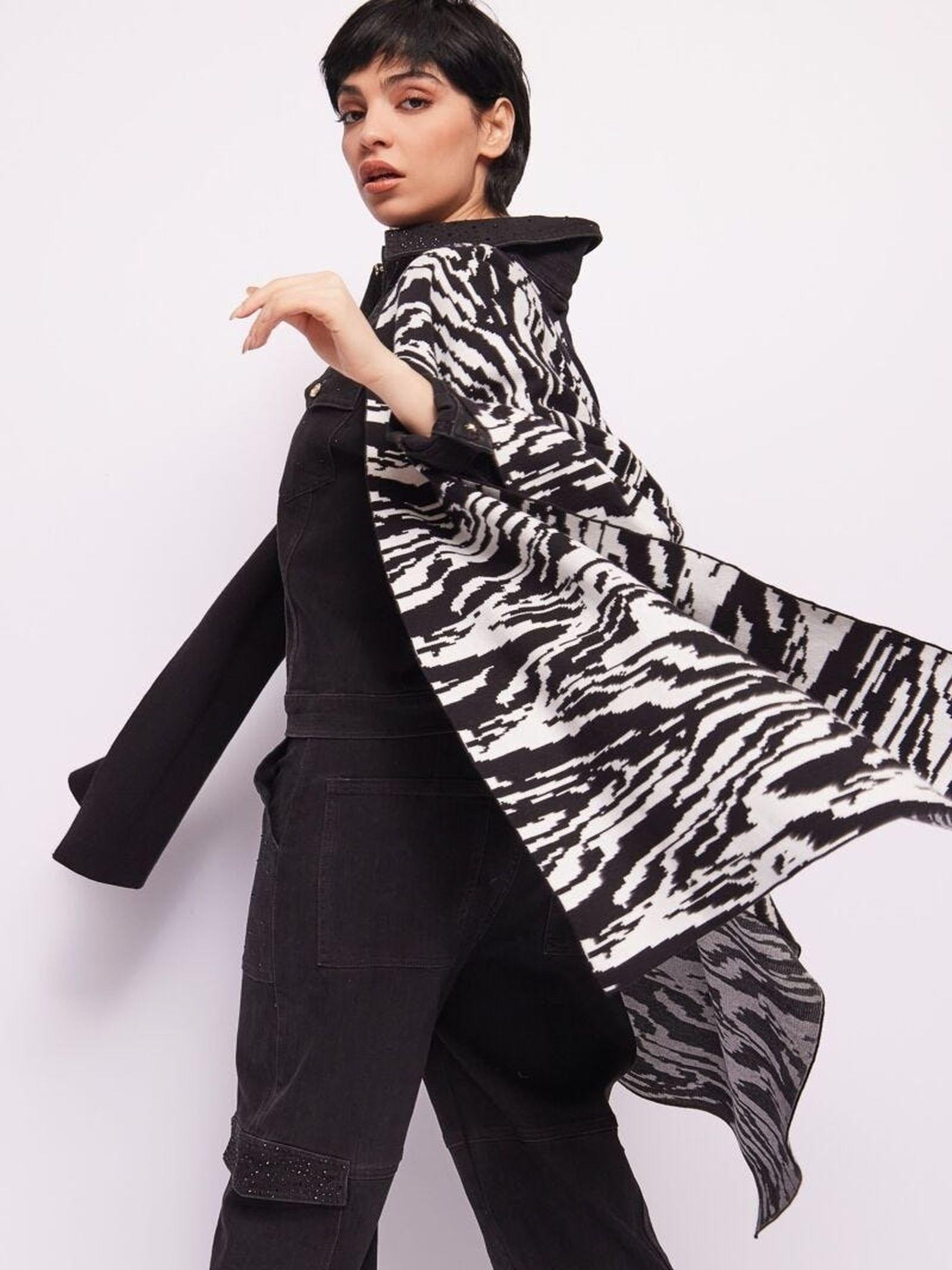 Mantella animalier in maglia 421BD33002 4250350 GAUDI' 