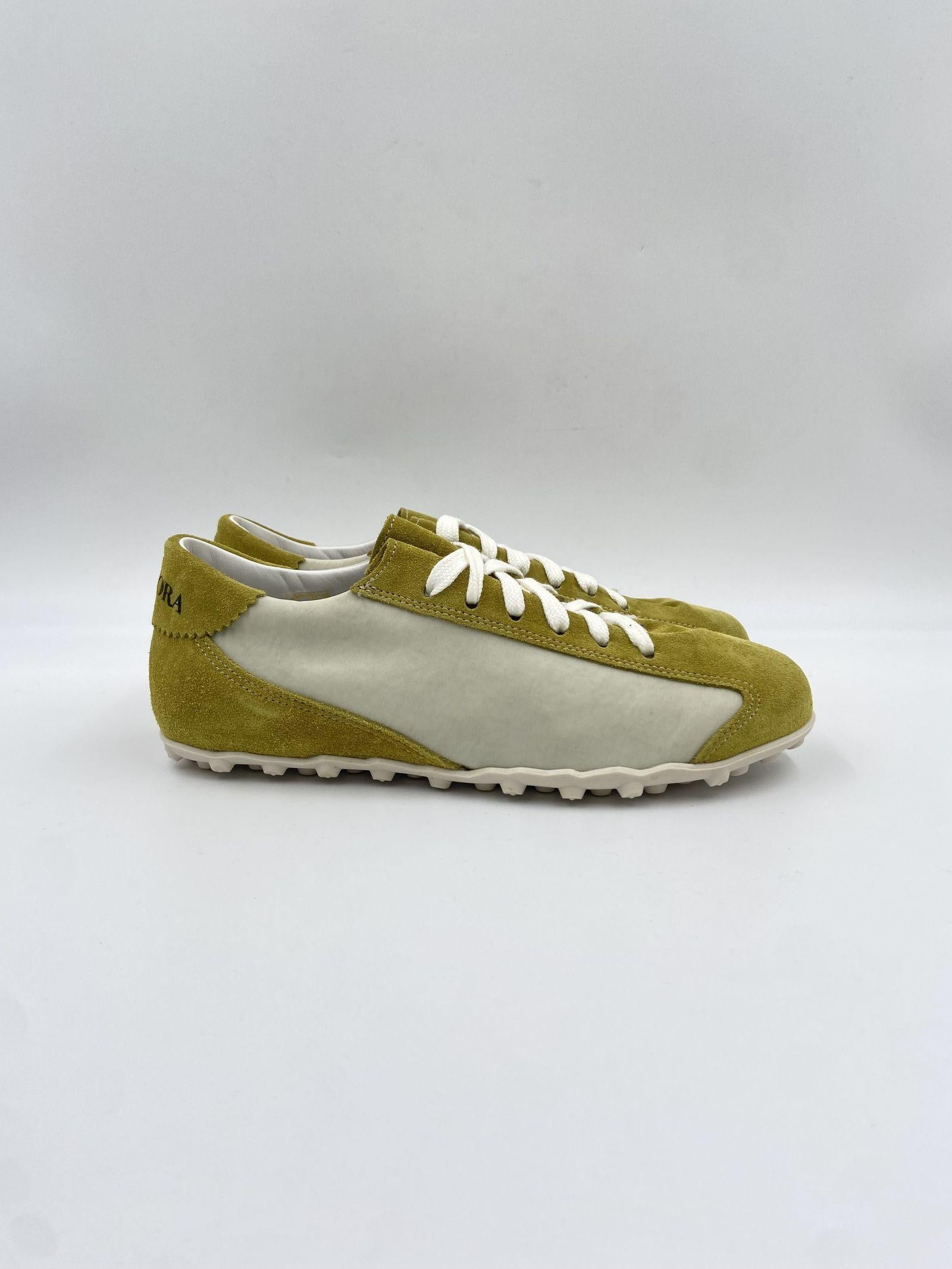 Sneakers Play Suede - Andia Fora PLAYSUEDE GIALLO ANDIA FORA 