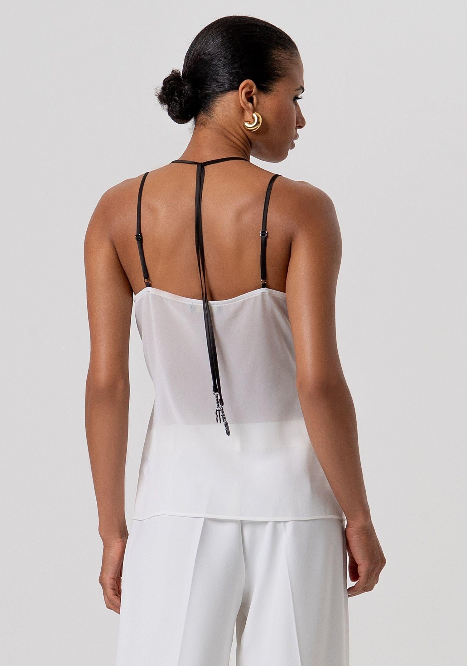 Top con patch fiori e strass FQ26ST2001W412E5 536 FRACOMINA 