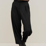 Pantalone con pinces PELE09 D1 10 CARLA G. 