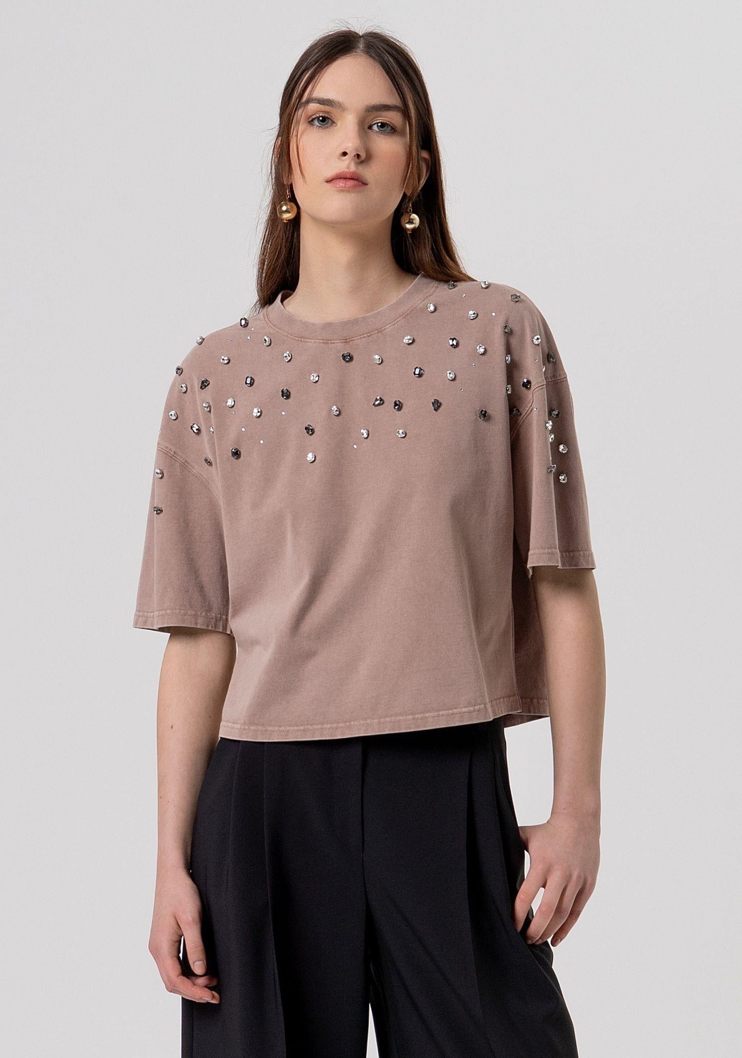 T-shirt over con gioielli FR26ST3049J40001 M31 FRACOMINA 