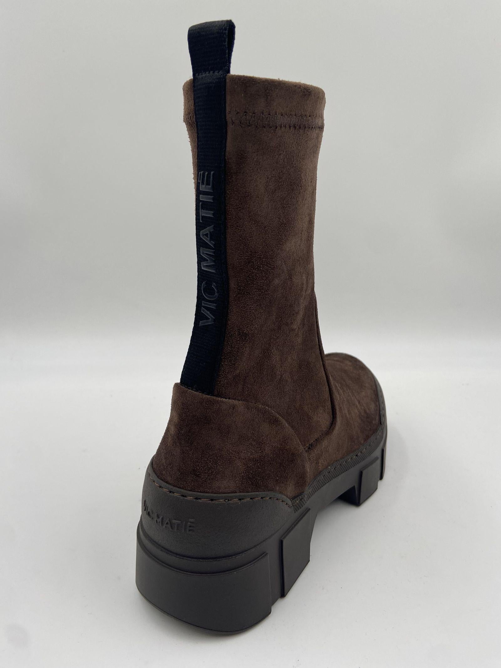 Magnifico tronchetto marrone 1H4010D 350 VIC MATIE' 