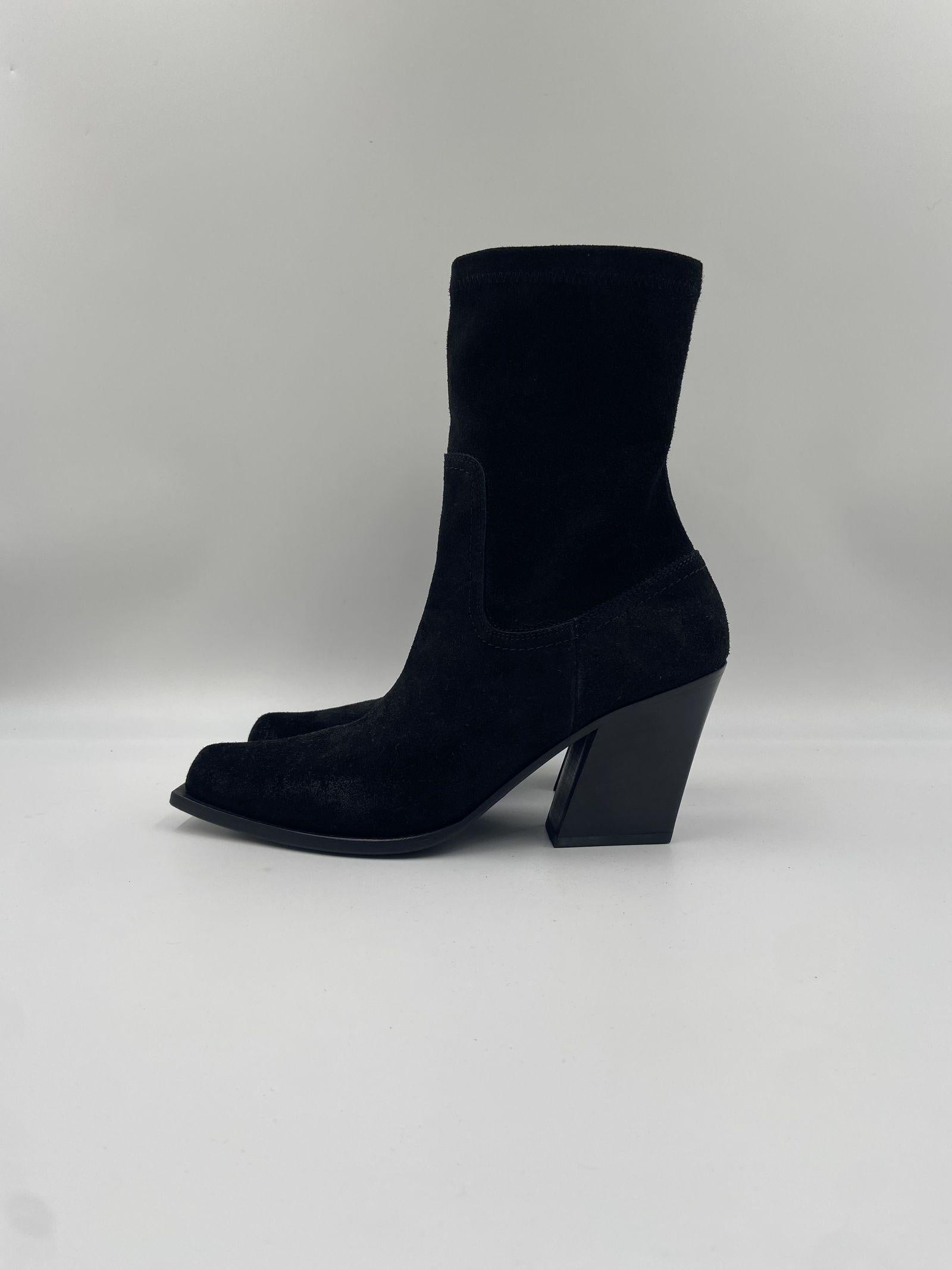 Magnifico Tronchetto nero 1H4506D 101 VIC MATIE' 