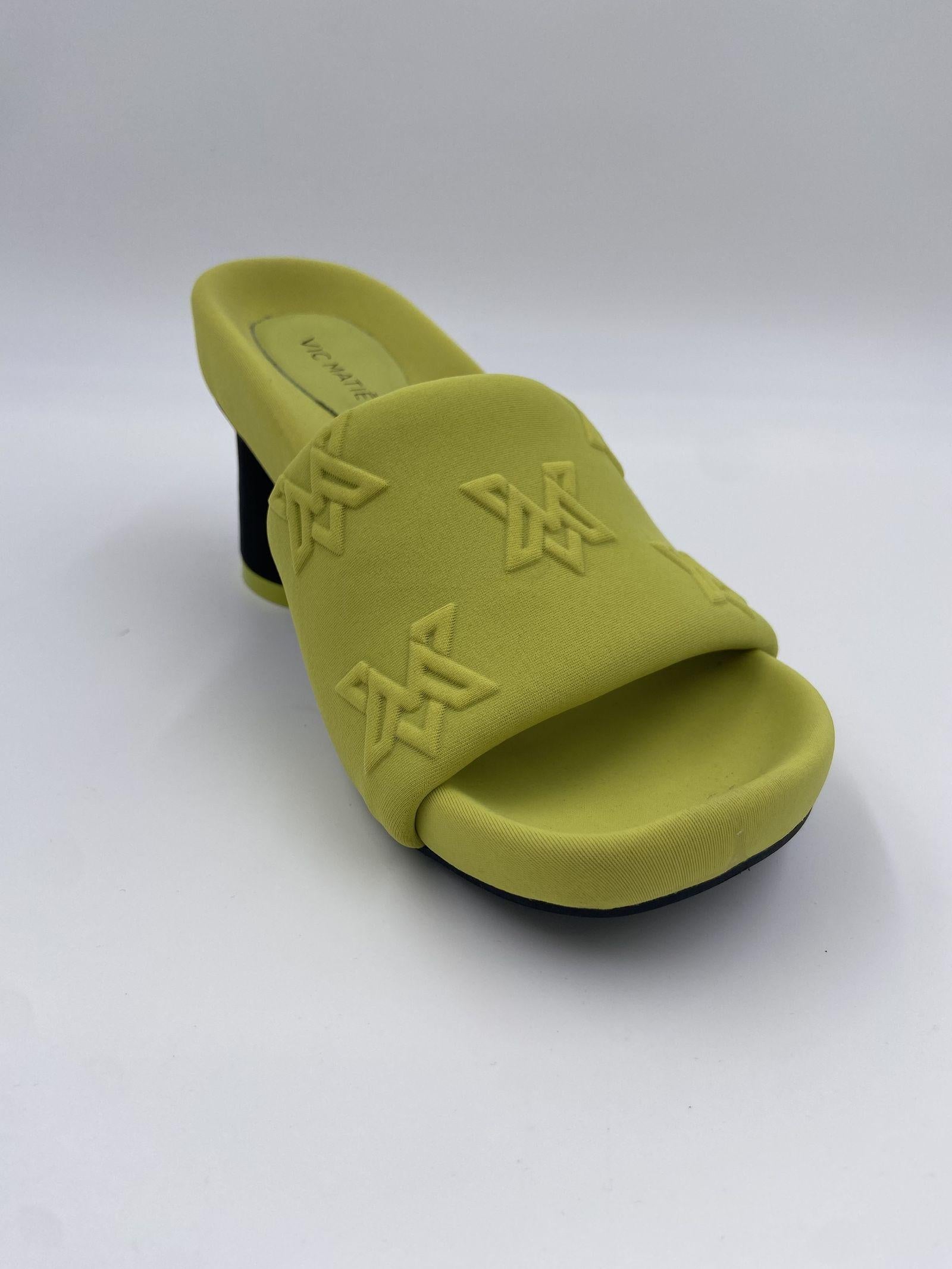 Sandalo in lycra con logo 1E1750D _E22E220200 VIC MATIE' 