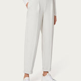 Pantalone carrot gessato con pinces