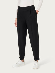 Pantalone carrot con pinces in tessuto Compact